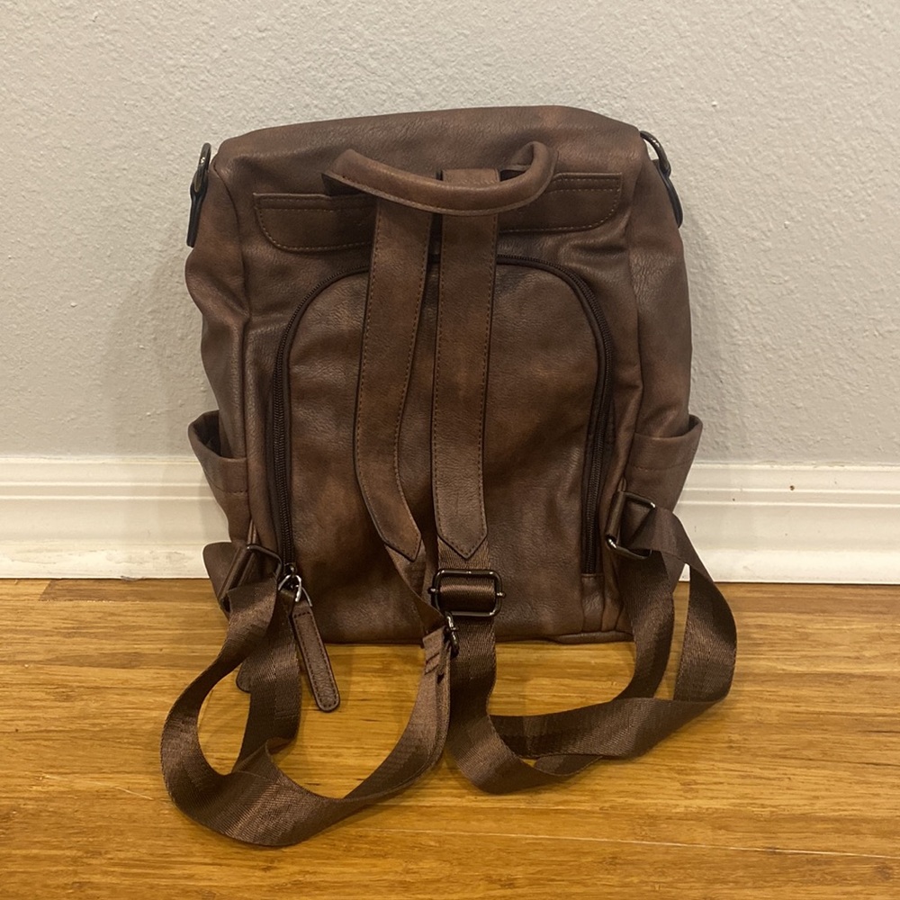 Purse Backpack - Picture 2 of 2